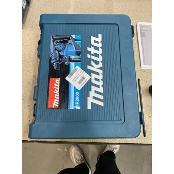 Перфоратор Makita HR2800 патр.:SDS-plus уд.:2.9Дж 800Вт (кейс в комплекте) (уценка)